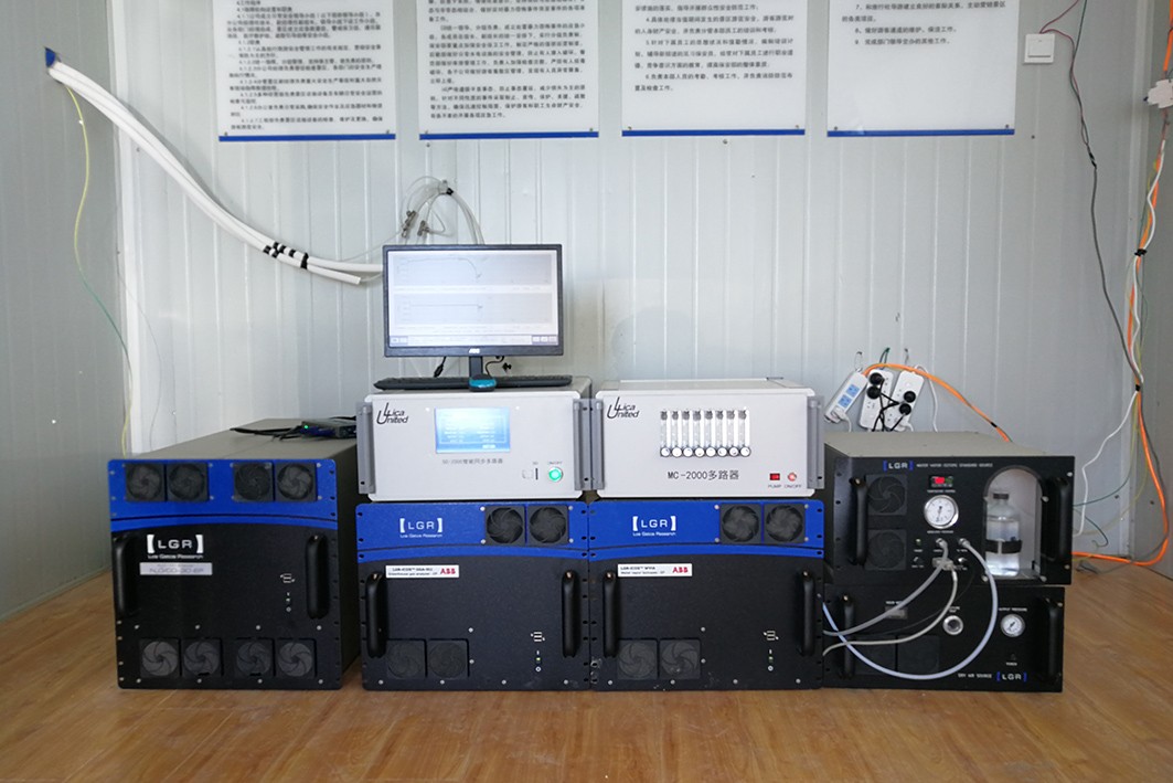 青海师范大学 青海湖湖面三路温室气体廓线、水汽同位素廓线